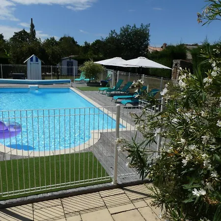 Sainte-flaive-des-loups, 2 Pieces, 4 Personnes - Fr-1-426-346 Holiday home